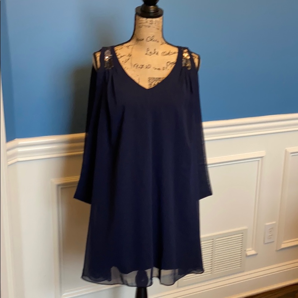 LOVE 21 navy blue sleeveless dress ~ Size Medium
